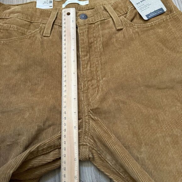 NWT Levi's Women's '94 Baggy Brown Corduroy Loose Fit Straight Leg Pants 29 x 30 - Picture 6 of 10